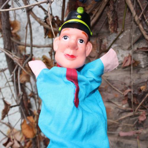 Polizist Schutzmann Handpuppe Kunststoff Vintage 60er 70er Jahre DDR
