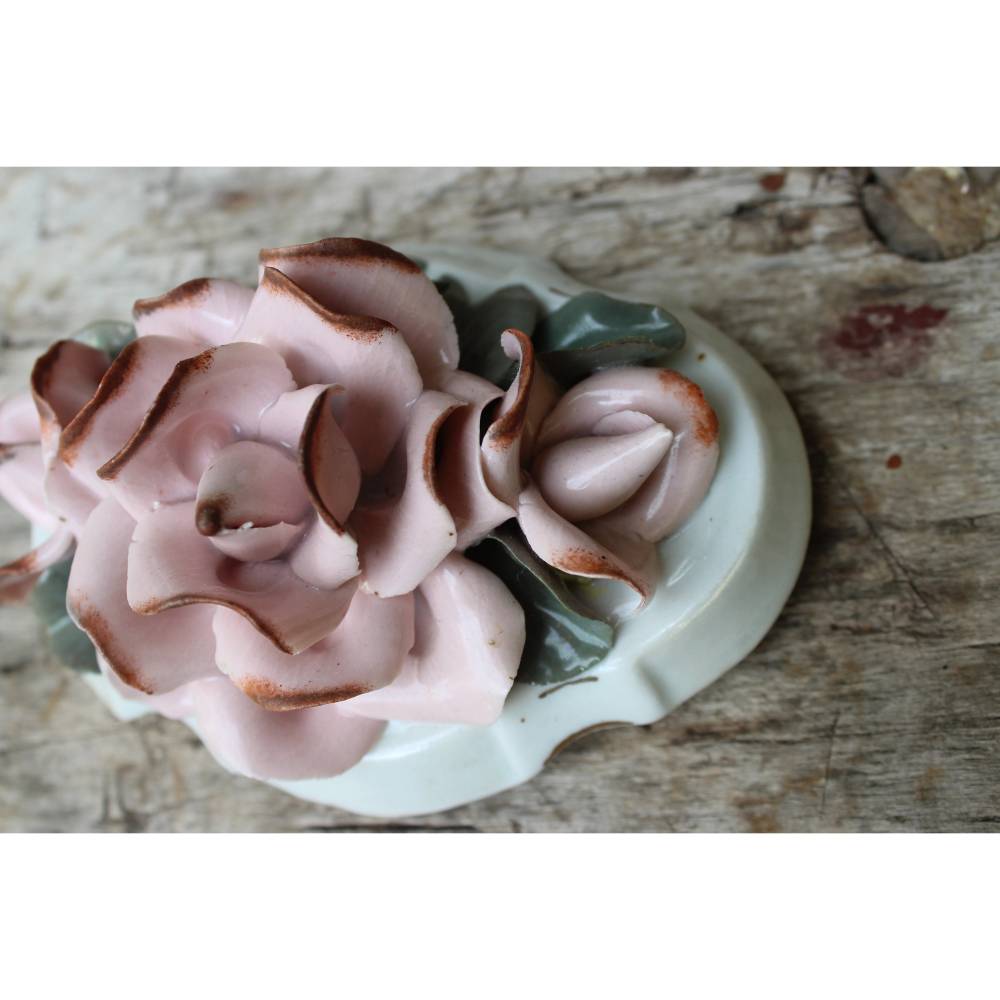 große Rose Tischrose aus Porzellan Vintage