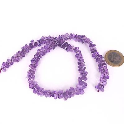 „Crazy Cut“ Amethyst Strang, sehr klar