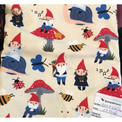 niedliche Zwerge und Fliegenpilze + Biene + Marienkäfer + Schmetterling + Schnecke * Jersey * 1,00 x 1,45 m