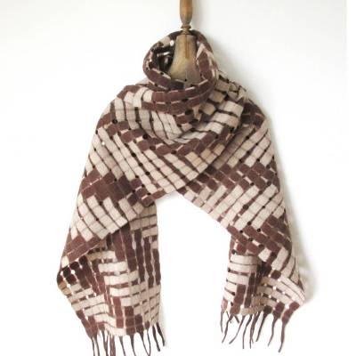 Großer üppiger Filz-Schal beige-braun, Unikat Designer Stola aus reiner Wolle, Avantgarde Umhang