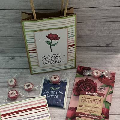 „kleine Auszeit“ Geschenkset inkl. Grußkarte zum Valentinstag, Muttertag, zum Geburtstag, Wellness Tüte mit Badesalz etc