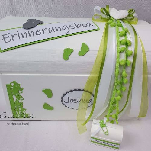 Erinnerungsbox - Geschenktruhe zur Geburt mit süßen Babyaccessoires in MAIGRÜN, inkl. Milchzahntruhe