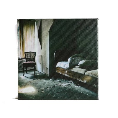 Leinwand Lost Place Schlafzimmer – Verlassenes Zimmer 20×20 cm