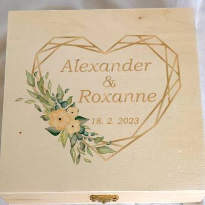 Erinnerungsbox aus Holz Hochzeit Geometric Heart