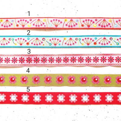 2 m oder mehr – 15 mm Blumen-Webbänder in bunten Designs – Lieferung je Design am Stück