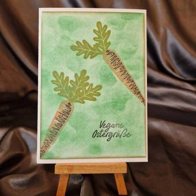Vegane Ostergrüße - Mohrrübe - Osterkarte
