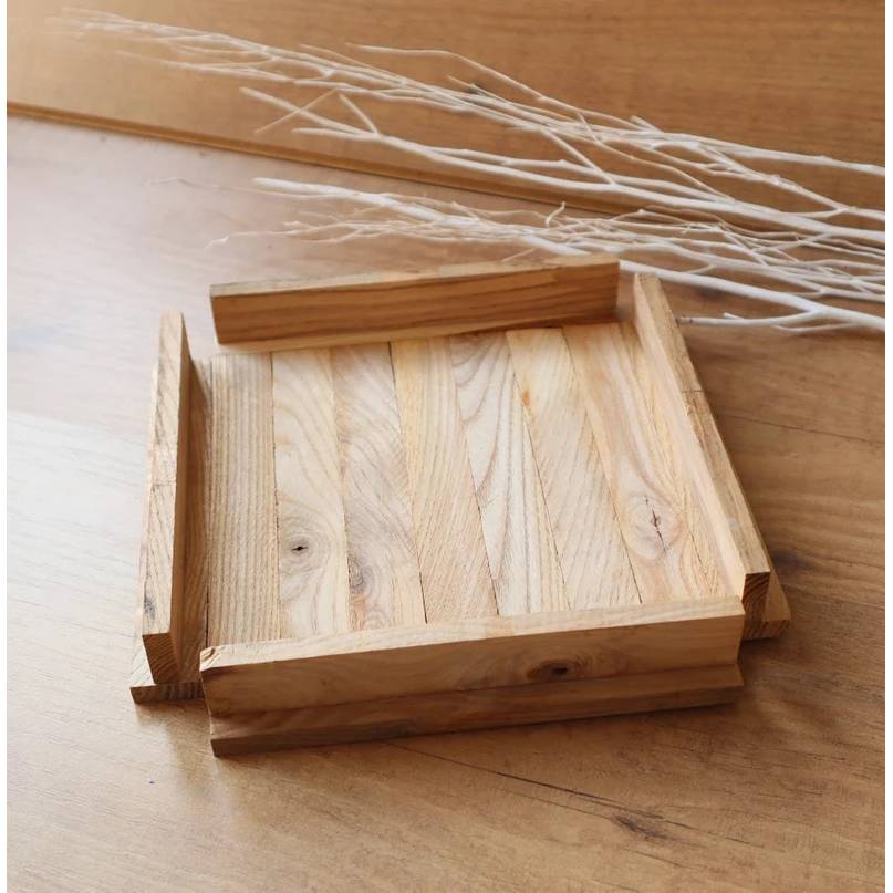 Serviettenhalter aus Holz natur
