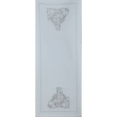 Tischläufer mit gestickten Hasenmotiven