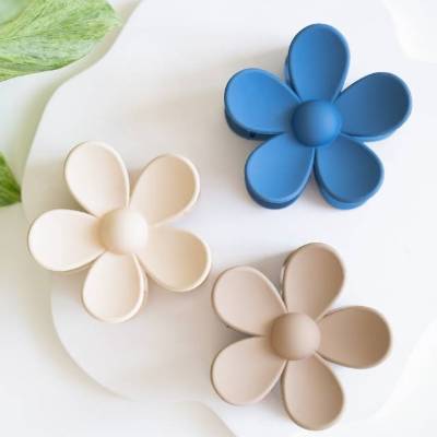 Blumen Haarspange, Blumenmädchen, blumige Haarklammer, Geschenk Freundin, Haarschmuck, 