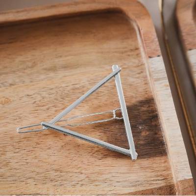 silberne dreieckige Haarspange, silber Haarspange, Dreieck, Geschenk Freundin, Haarschmuck, Geschenk Trauzeugin 