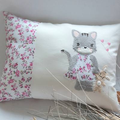 Namenskissen personalisierbar mit süßer Katze - Kissen mit Geburtsdaten als Geschenk zur Geburt Baby Taufe