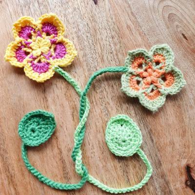 Häkelanleitung Lesezeichen ,,Frühlingsblume"