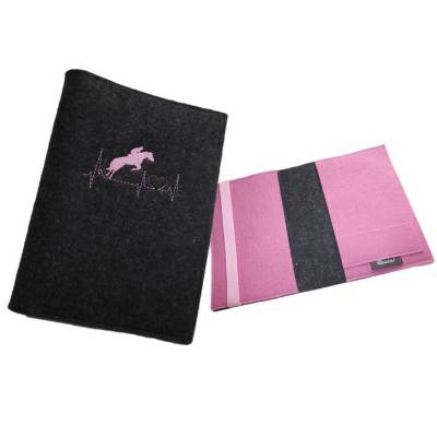 Schicke Hülle für den Equidenpass, Herzlinie mit springendem Pferd, Pferdepasshülle, Impfpass