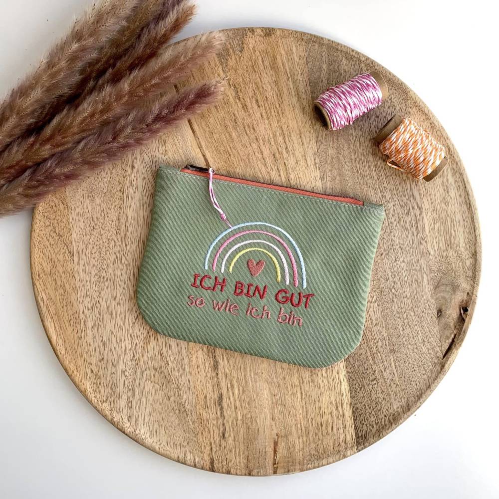 Stickdatei "Gut so wie ich bin" 10x10 und 13x18 für die Stickmaschine Regenbogen Herz Spruch Bild 9