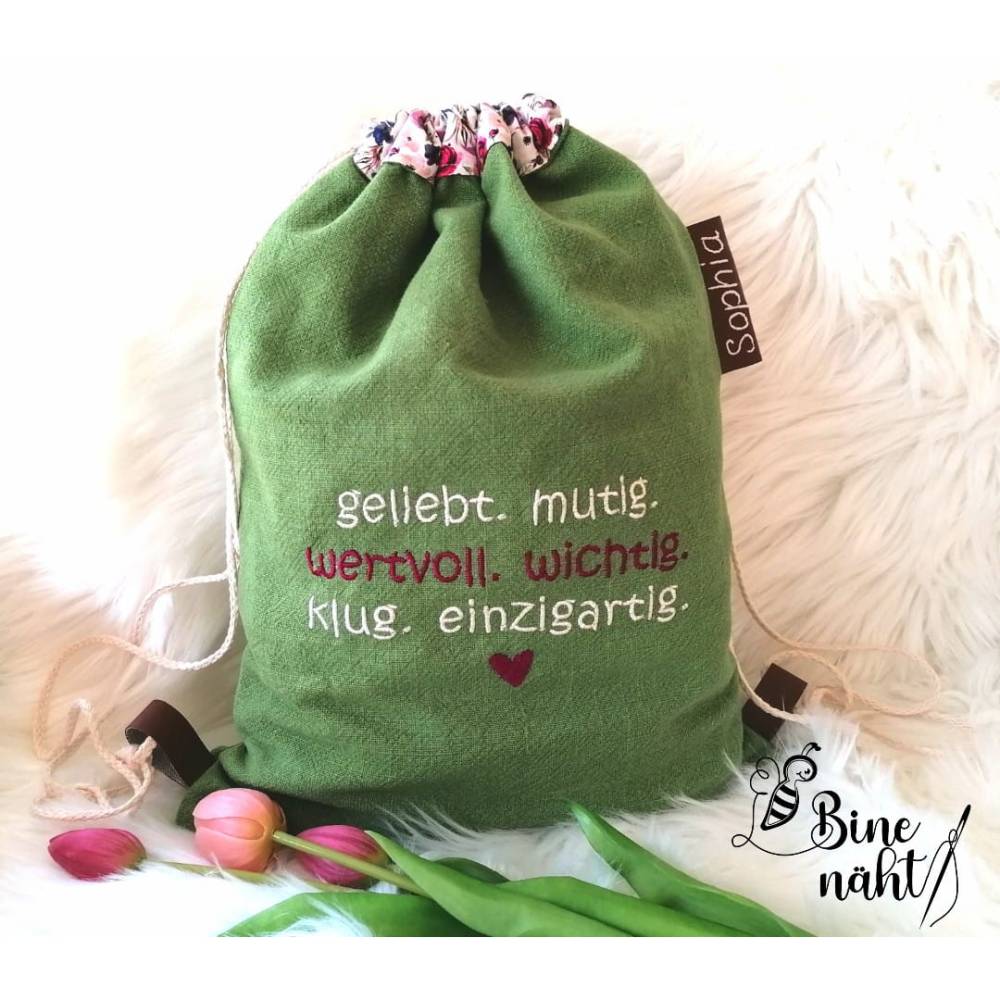 Stickdatei "Geliebt. Mutig." 10x10 und 13x18 für die Stickmaschine Affirmation mit Herz Bild 2