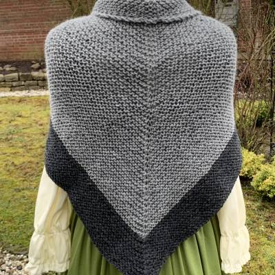 Strickanleitung Outlander Schultertuch "Sassenach"