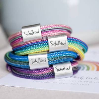 Schulkind Armband, Kinderarmband, Einschulung Geschenk | Glücksbringer | personalisiert | handbeschlagen