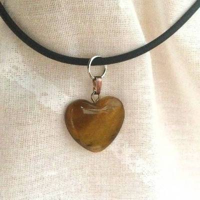 Kette mit Tigerauge-Herz-Anhänger handgefertigt von Hobbyhaus