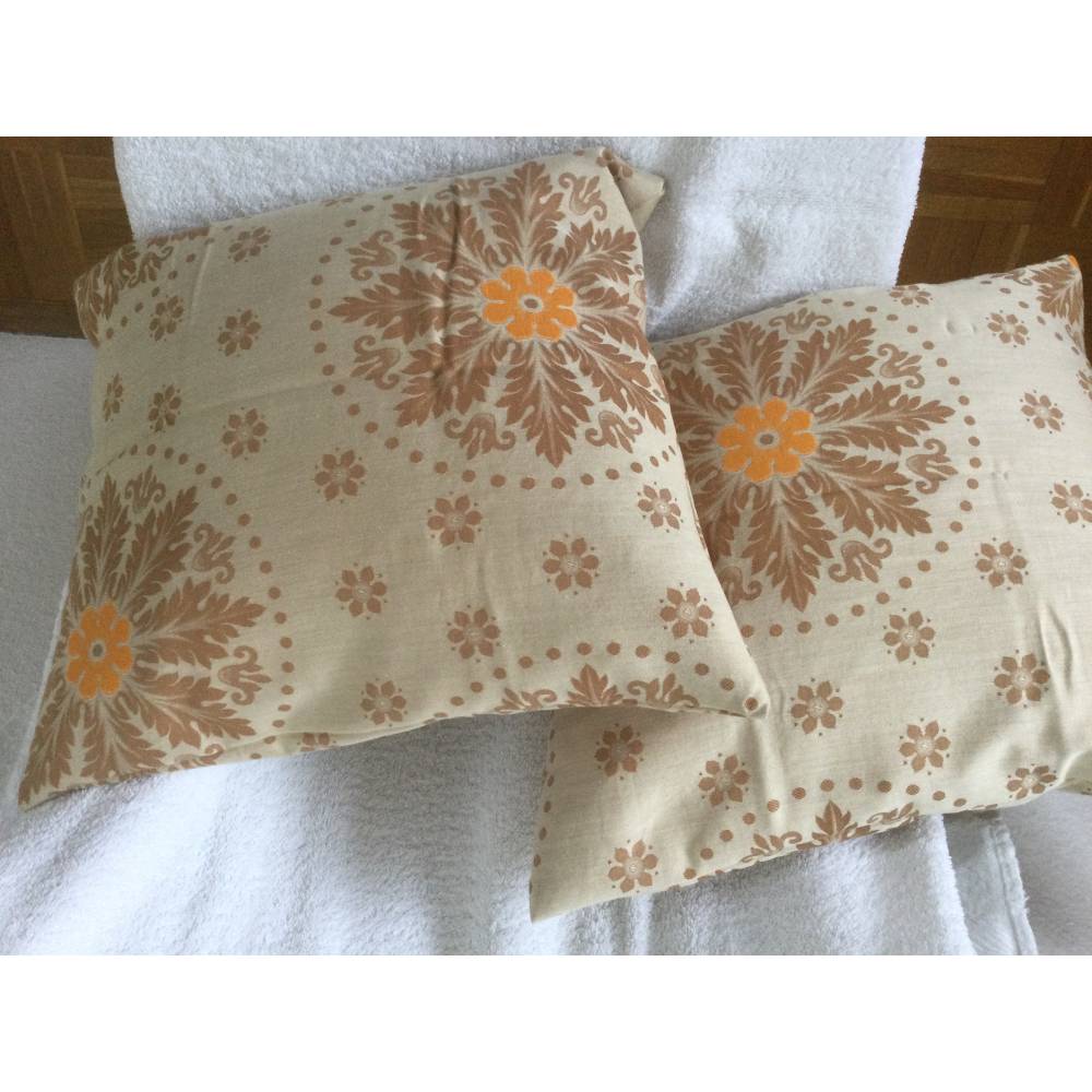 gelbe kissen Topfinel Kissenbezug 45x45 2er Set Gelb Kordsamt gestreiftes Muster Kissenbezüge Kissenhülle Dekokissen Sofakissen Couchkissen Dekokissen Zierkissenbezug Deko Kissenhüllen Wohnzimmer Küche, Haushalt & Wohnen Month:December Kit & Pattern main image 1