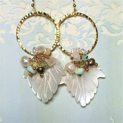 Ohrringe handgefertigt Perlmutt mit Edelsteinen pastell boho Brautschmuck vintage wedding 