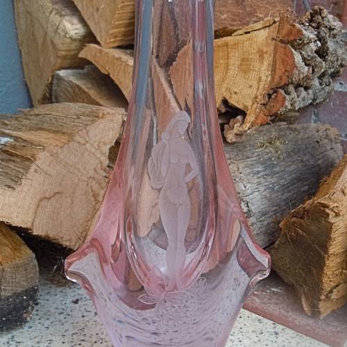 Böhmen - Miroslav Klinger Vase - Rosalinglas - Höhe 27 cm