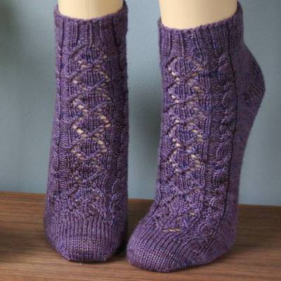 Anleitung: Hoffnungsglück - Socken stricken, Mustersocken mit schönem Ajourmuster