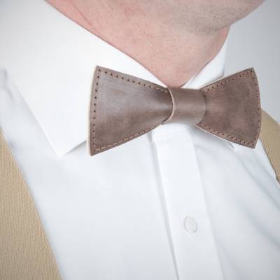 Elegante Herrenfliegen aus Leder | Handgefertigt und einzigartig