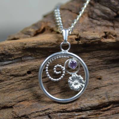 Filigran-Anhänger aus 925 Sterling Silber mit Blüte und Amethyst - handgemacht