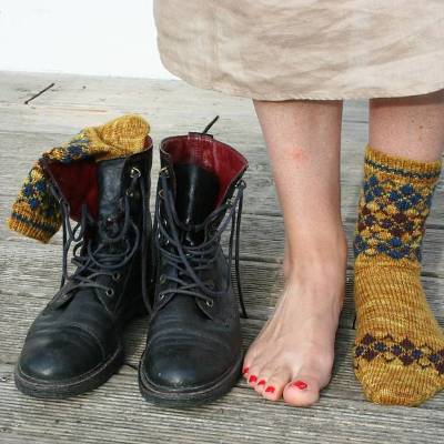 Anleitung: Karosocken - Socken stricken