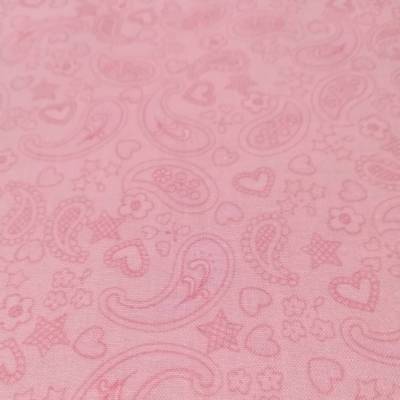 Rosa Stoff mit kleinen Herzen, Sternchen und Paisleys