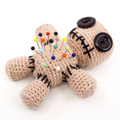 Voodoo Puppe Nadelkissen Häkelanleitung | Amigurumi PDF Anleitung
