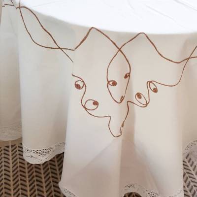 Vintage Baumwolltischdecke mit Spitze – Feine Kaffeedecke 114x136 cm im Retro-Stil