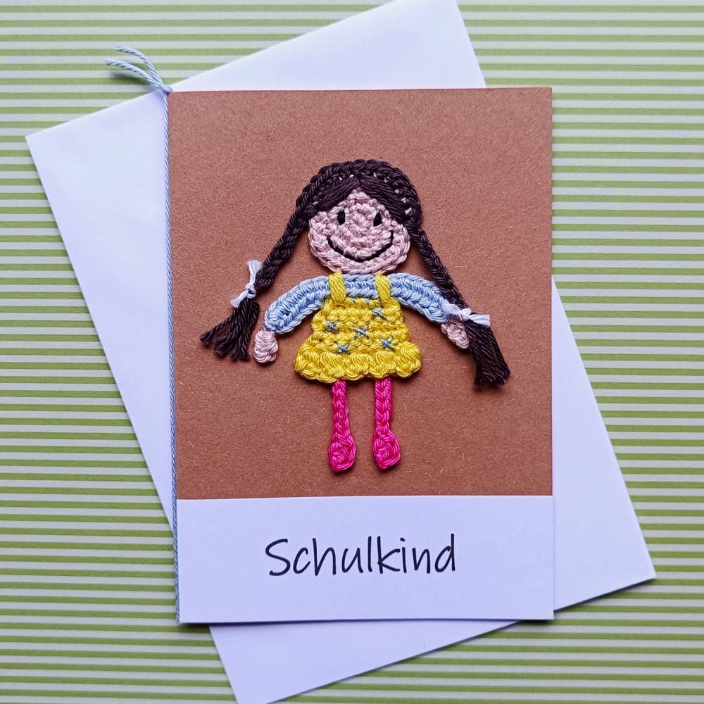 Glückwunschkarte Geldgeschenk Schulanfang mit gehäkeltem Schulkind mit Wunschtext Bild 2