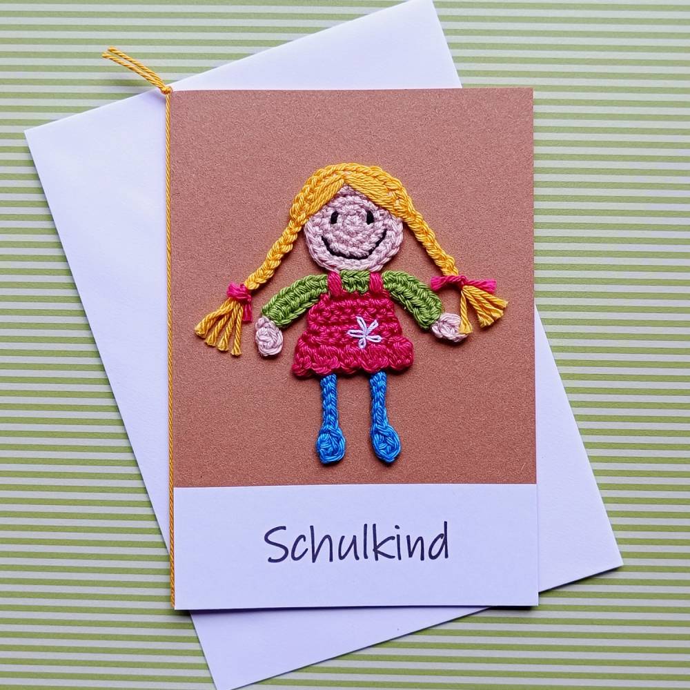 Glückwunschkarte Geldgeschenk Schulanfang mit gehäkeltem Schulkind mit Wunschtext Bild 3