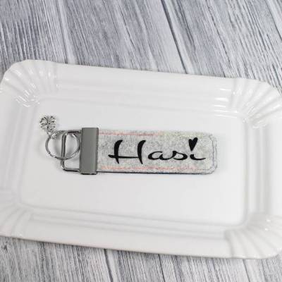 Schlüsselanhänger mit Plott Hasi Bicolor Zweifarbig Spruch Statement Geschenkidee Mama Mami Mutter Mutti M