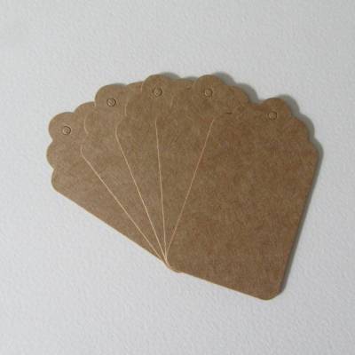 Geschenkanhänger oder Namensschilder blanko - Kraftpapier