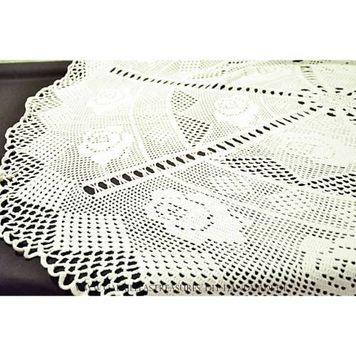 Vintage runde gehäkelte Tischdecke 180 cm Durchmesser, 70.8", handgehäkelt, Unikat