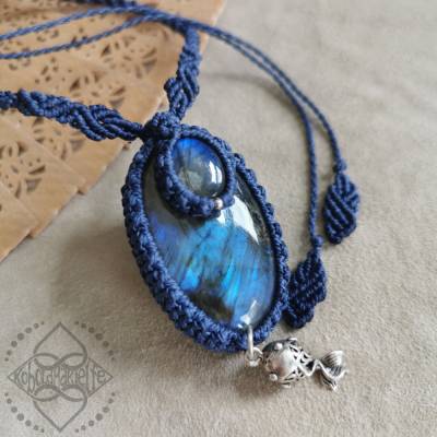 Labradorit Halskette mit 2 Labradoriten und 925 Silber Fisch - größenverstellbar - Makramee