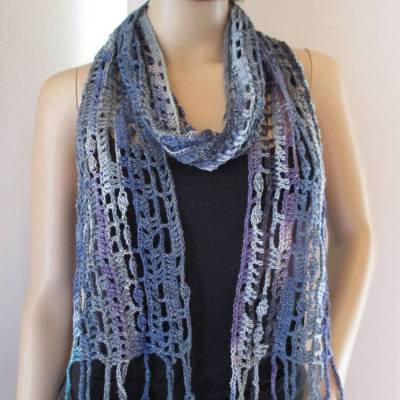 Ausgefallener Schal, freeform crochet, Schmuckschal, Sommerschal aus Baumwolle, Viskose und Leinen, gehäkelt
