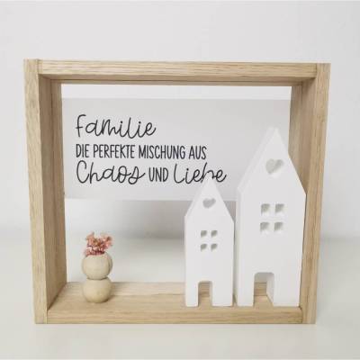 Holzrahmen mit Spruch "Familie die perfekte.." und Häuser. Deko für Zuhause. Geschenkidee. Einzug, Umzug, Geburt