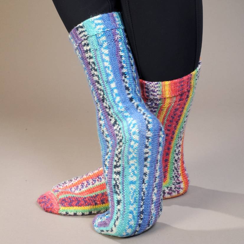 Quergestrickte Socken in glatt rechts Größe 38 bis 39 – PDF-Anleitung zum Download Bild 1