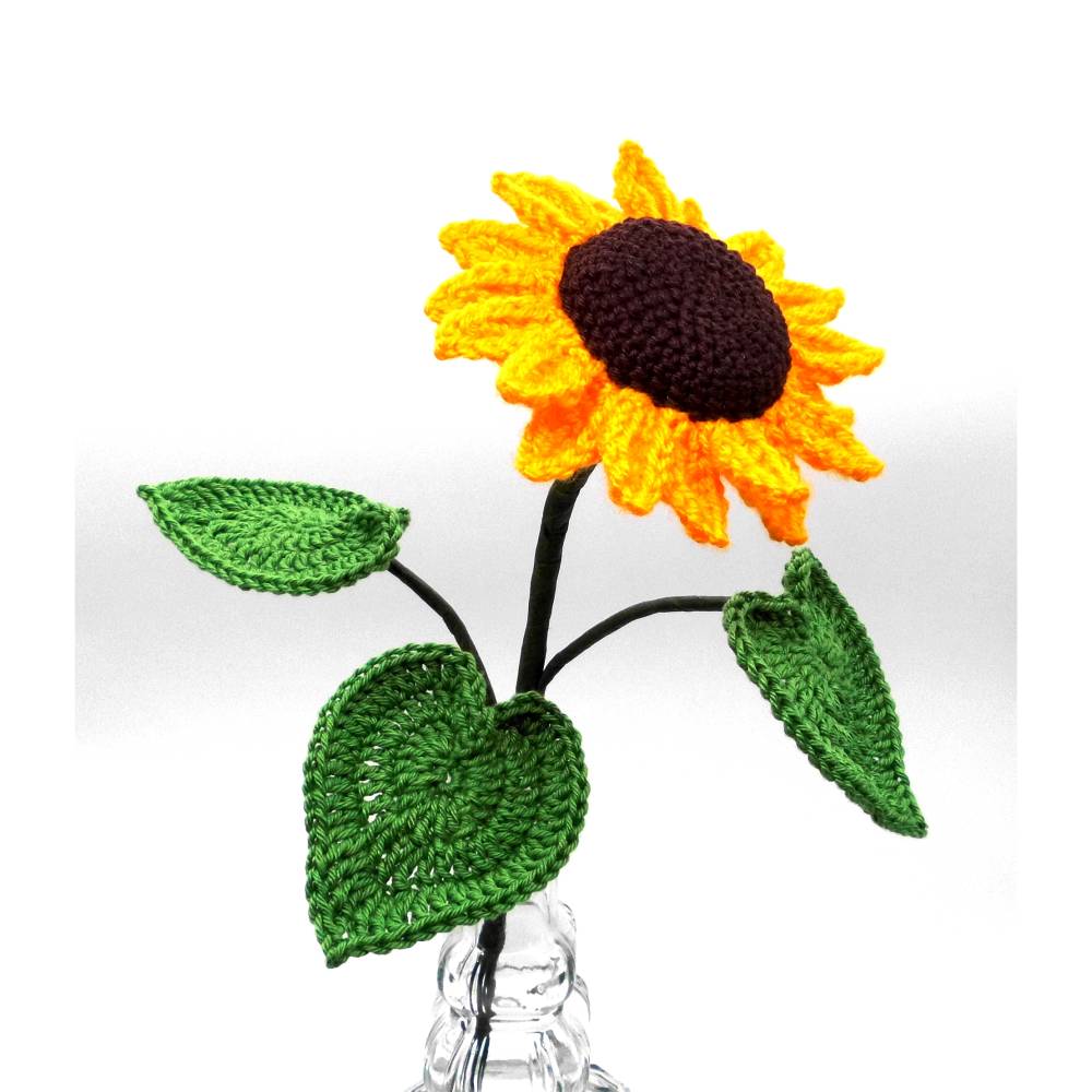 Häkelanleitung Sonnenblumen - ganzer Blumenstrauß oder große Einzelblumen einfach aus Wollresten häkeln Bild 3