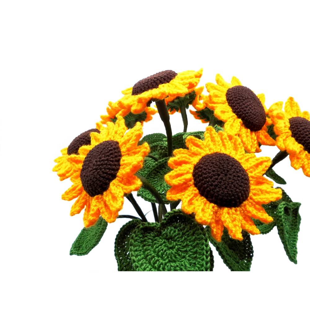Häkelanleitung Sonnenblumen - ganzer Blumenstrauß oder große Einzelblumen einfach aus Wollresten häkeln Bild 4