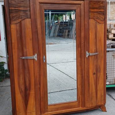 Französischer Kleiderschrank Art Deko Original aus Paris um 1930, Nussbaum, zerlegbar