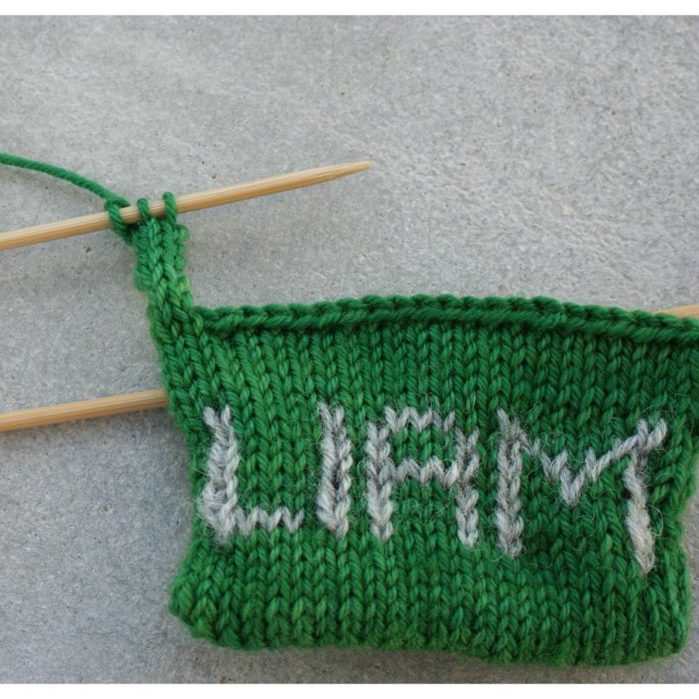 Anleitung: Liam - Anhänger stricken Schlüsselanhänger Taschenbaumler Bild 6