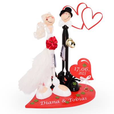 Personalisierte, handgefertigte Holzfiguren als kreatives Geldgeschenk zur Hochzeit
