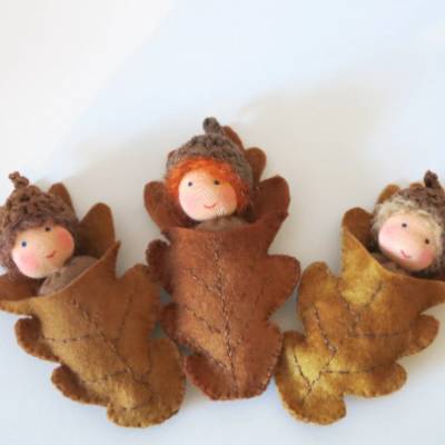 Eichelbabys - Jahreszeitentisch - Waldorf Art- Art.Nr. HE40