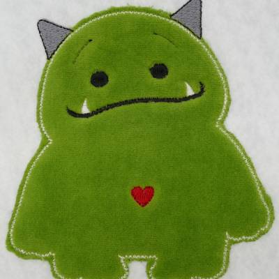 Monster mit Herz - Super schöner Patch / süße Applikation / Aufnäher / Flicken zum Aufnähen 