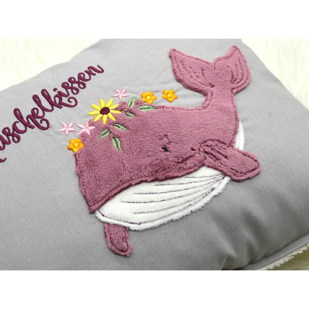 Stickdatei Wal maritim mit Blumen Bild 1